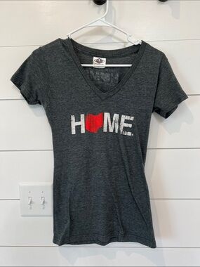 Charcoal 'HOME' Graphic V-Neck Tee with Red Ohio